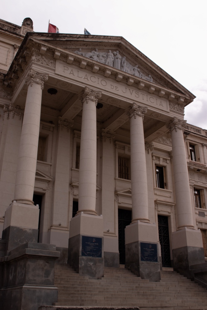 Caldelaron Vezzaro Palacio de Justicia